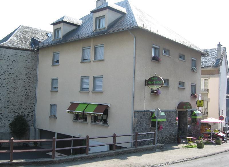 Auv'Hotel Mauriac  Eksteriør bilde